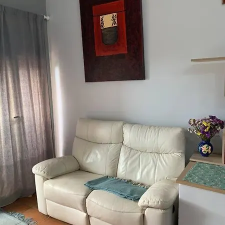 Сasa de vacaciones Preciosa Casa En Vilajoyosa Con Vistas Al Mar En Casas Colgantes Del Casco Antiguo