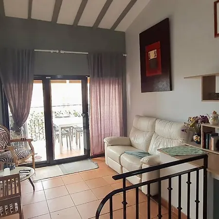 Preciosa Casa En Vilajoyosa Con Vistas Al Mar En Casas Colgantes Del Casco Antiguo Сasa de vacaciones