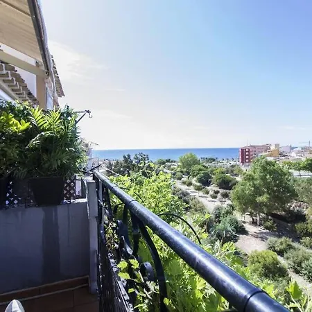 Сasa de vacaciones Preciosa Casa En Vilajoyosa Con Vistas Al Mar En Casas Colgantes Del Casco Antiguo Villajoyosa (La Vila Joiosa)