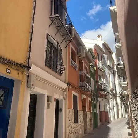 Preciosa Casa En Vilajoyosa Con Vistas Al Mar En Casas Colgantes Del Casco Antiguo Villajoyosa (La Vila Joiosa)