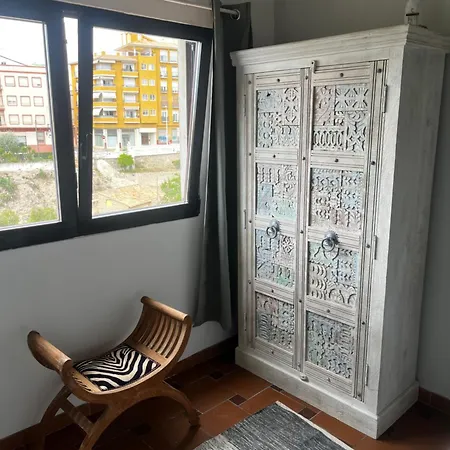 Сasa de vacaciones Preciosa Casa En Vilajoyosa Con Vistas Al Mar En Casas Colgantes Del Casco Antiguo Villajoyosa (La Vila Joiosa)
